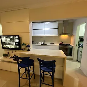 Excelente Apartamento Balneário Camboriú